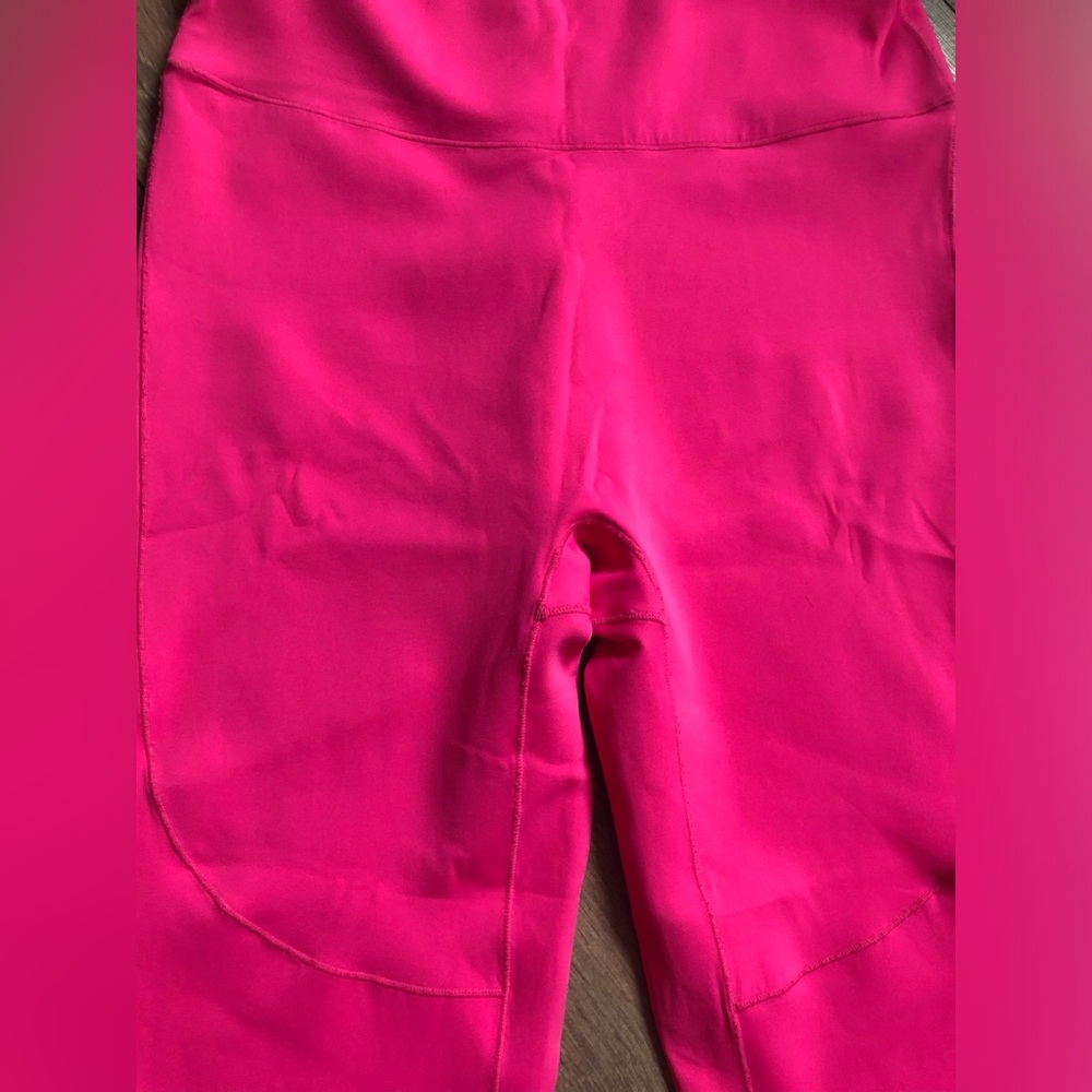 ⭐️Like NEW⭐️FANKA | Slim N’ Sculpt Vibrant Pink Women's Leggings •Size XL 25” - Picture 3 of 9